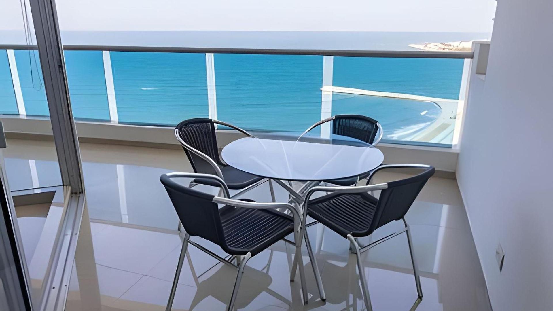 Apartamento Espectacular Vista Al Mar - Edificio Infinito 1802